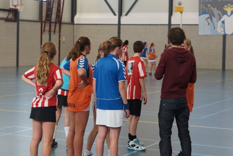 Korfbal C2  29 november-047.JPG
